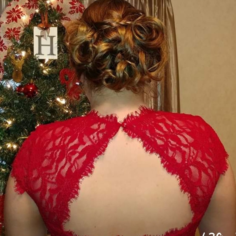 Red formal / semi formal mini